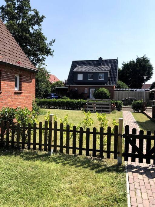 "Kleine 4" Idyllisches Tinyhouse An Der Nordsee นอร์เดน ภายนอก รูปภาพ
